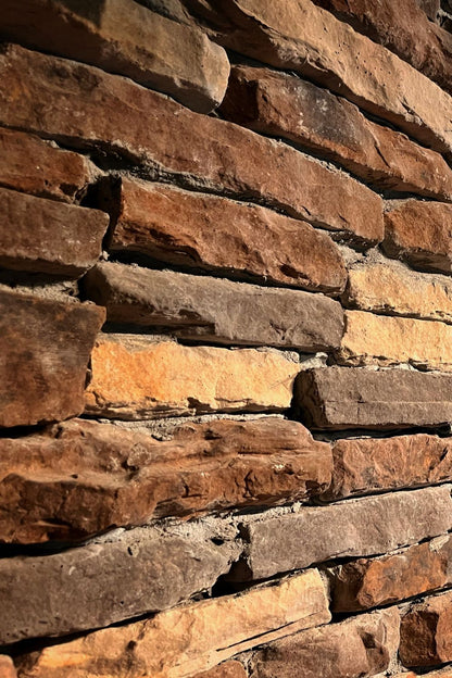 Black Bear Mountain Stone - Stone Veneer - Ledge Stone Rustic