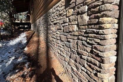 Black Bear Mountain Stone - Stone Veneer - Ledge Stone Tuscany