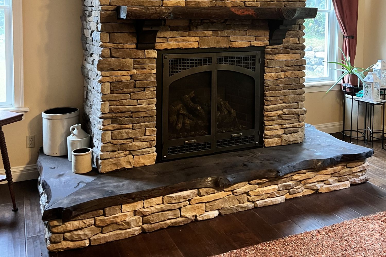 Black Bear Mountain Stone - Stone Veneer - Ledge Stone Tuscany