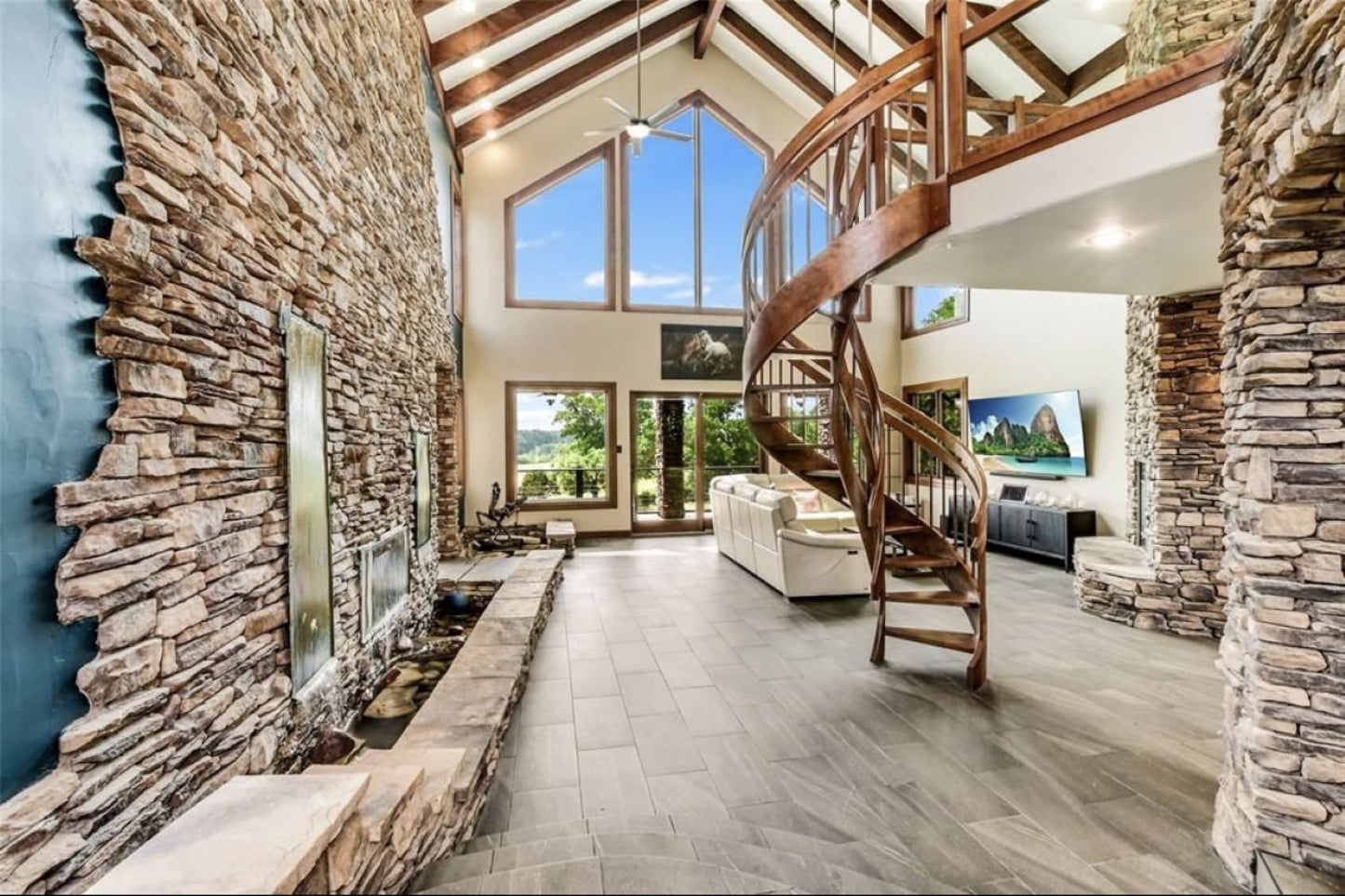 Black Bear Mountain Stone - Stone Veneer - Ledge Stone Tuscany