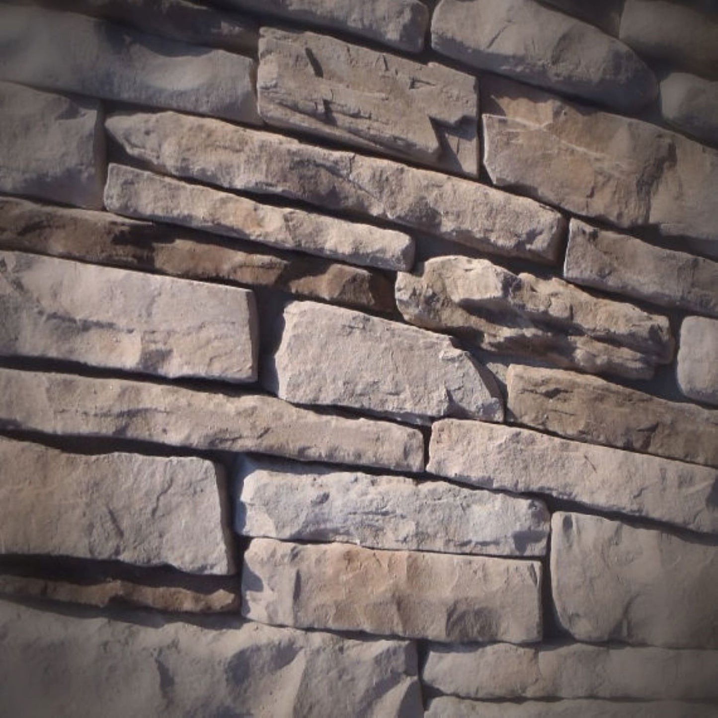 Black Bear Mountain Stone - Stone Veneer - Ledge Stone White Oak - Sample