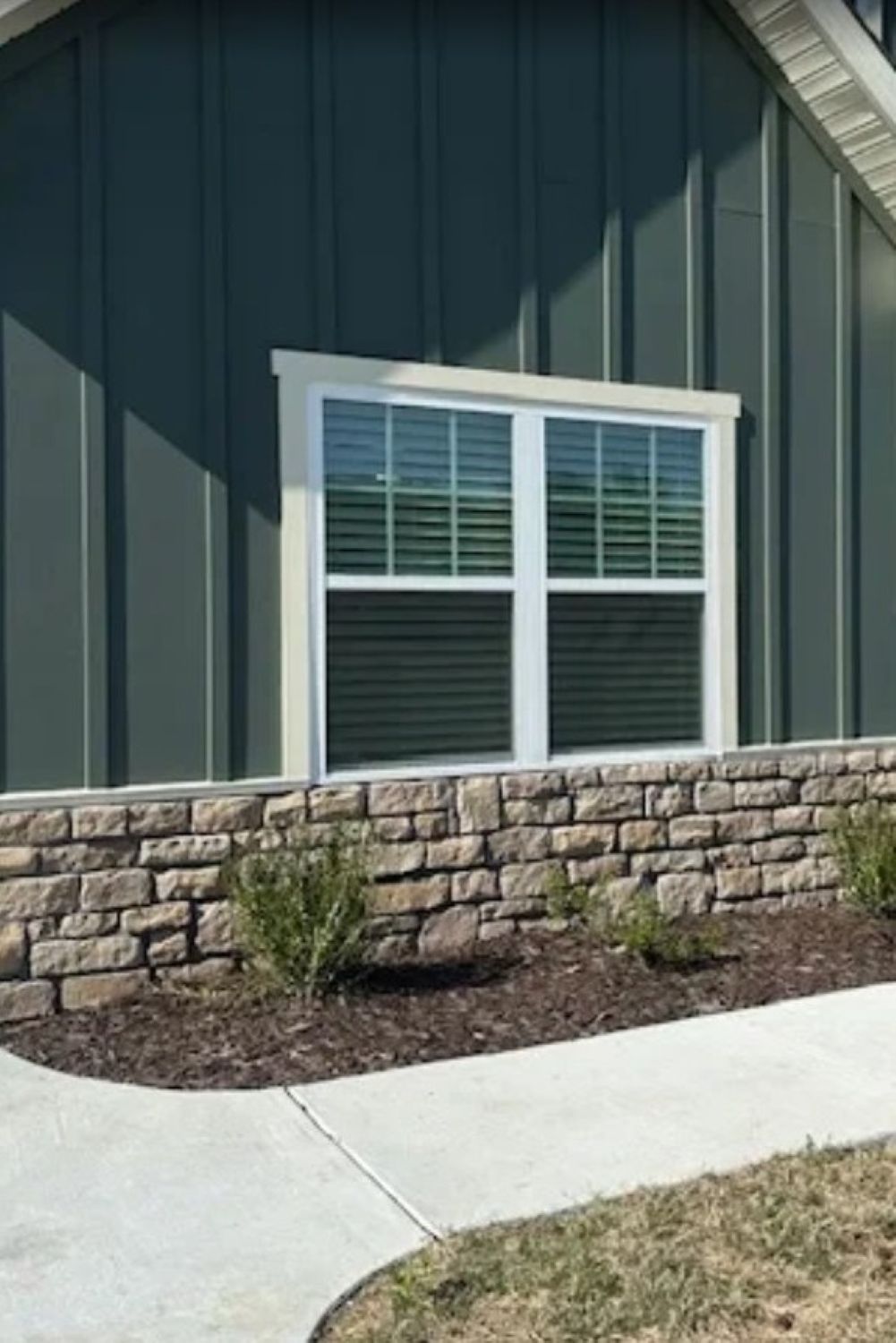 Black Bear Mountain Stone - Stone Veneer - Lime Stone Adaline