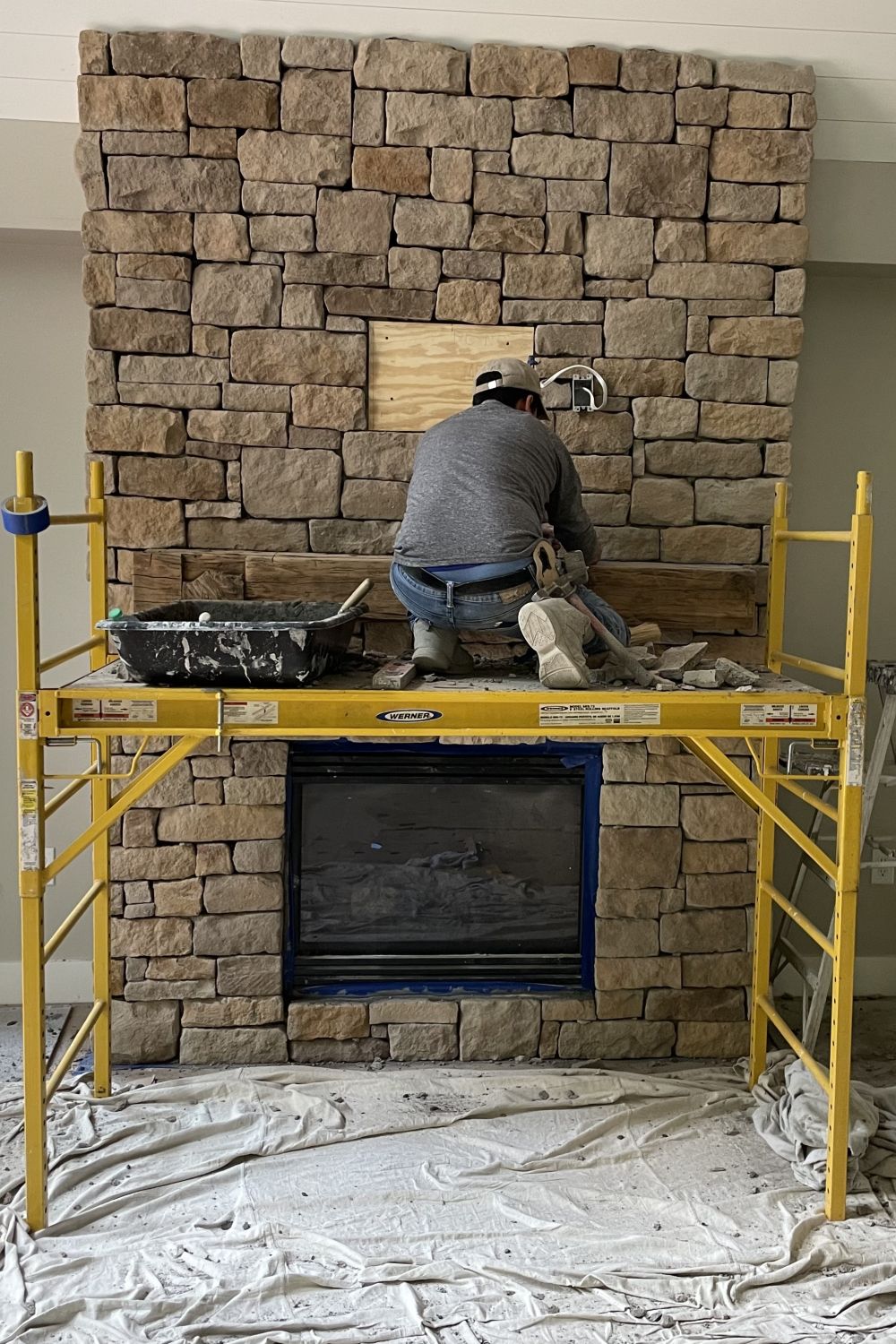Black Bear Mountain Stone - Stone Veneer - Lime Stone Adaline