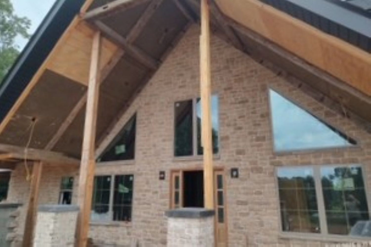 Black Bear Mountain Stone - Stone Veneer - Lime Stone Adaline