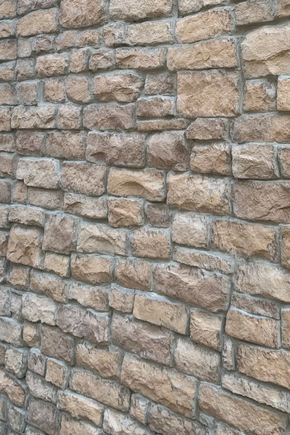 Black Bear Mountain Stone - Stone Veneer - Lime Stone Adaline