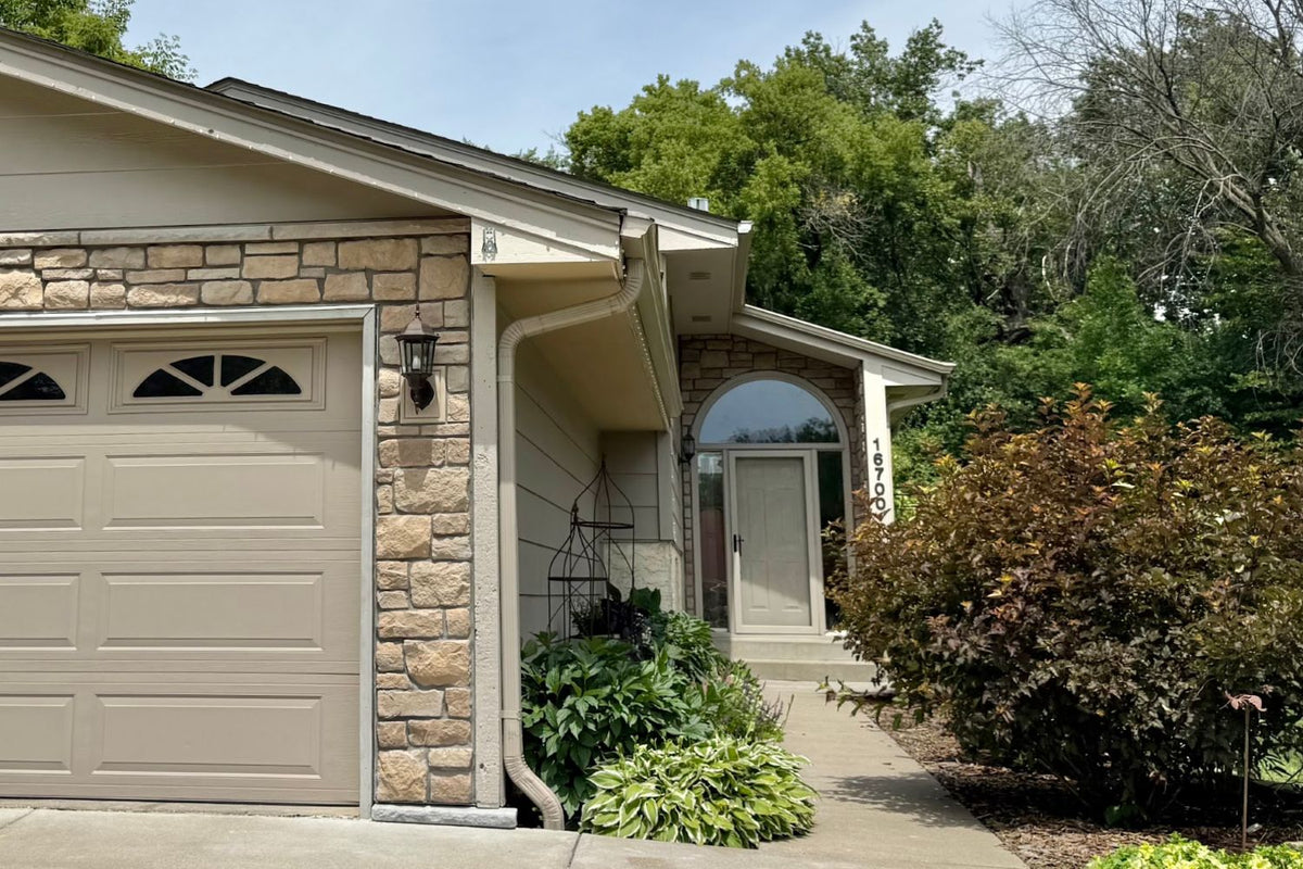Black Bear Mountain Stone - Stone Veneer - Lime Stone Adaline