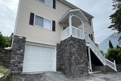 Black Bear Mountain Stone - Stone Veneer - Lime Stone Midnight