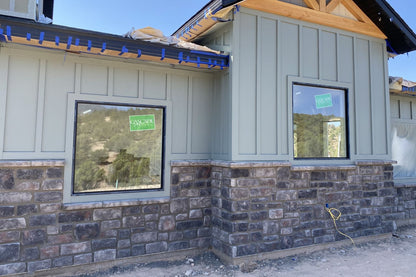 Black Bear Mountain Stone - Stone Veneer - Lime Stone Midnight