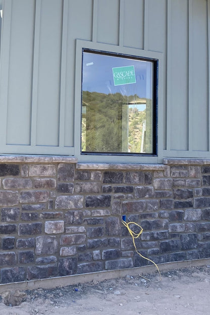 Black Bear Mountain Stone - Stone Veneer - Lime Stone Midnight