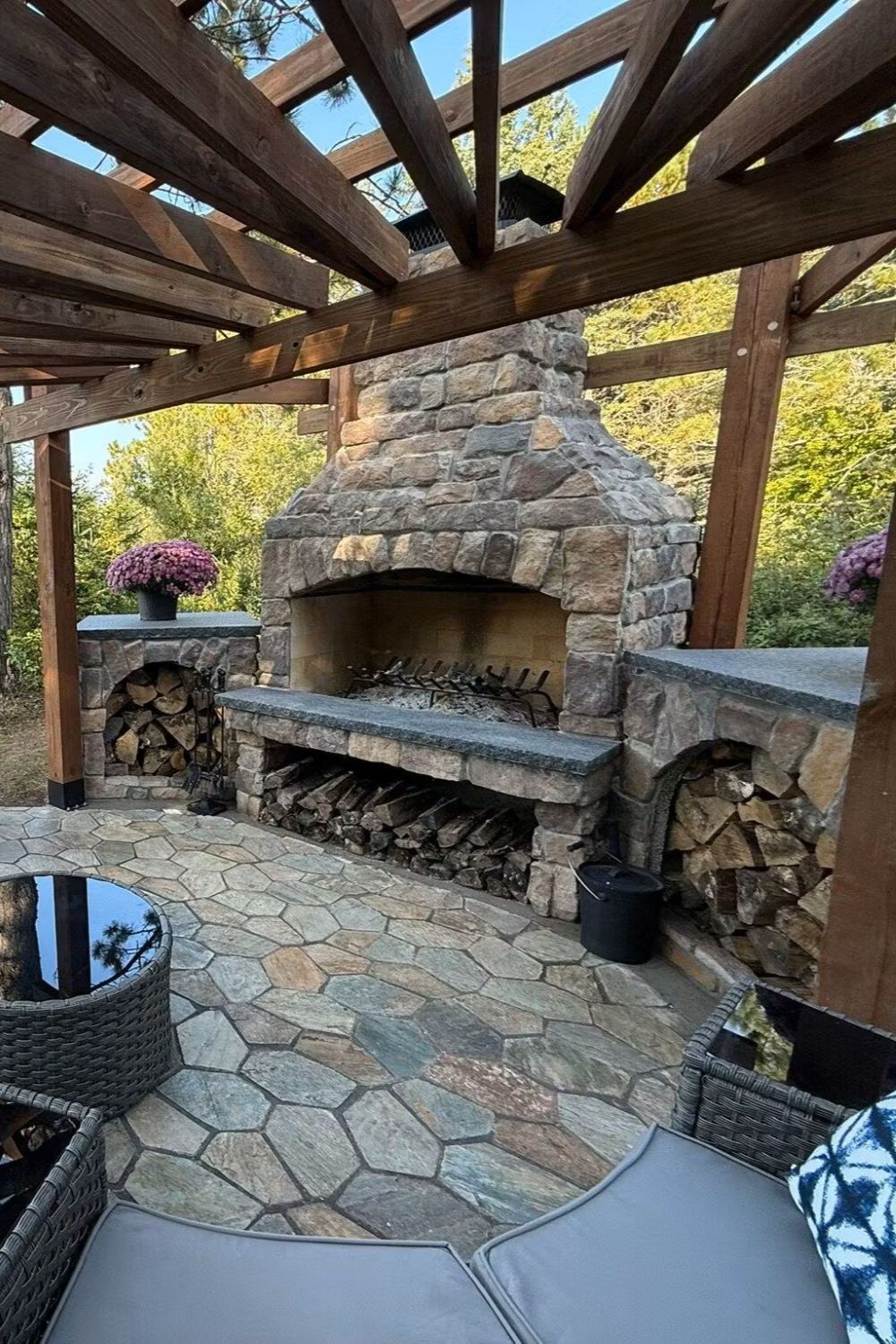 Black Bear Mountain Stone - Stone Veneer - Lime Stone Tuscany
