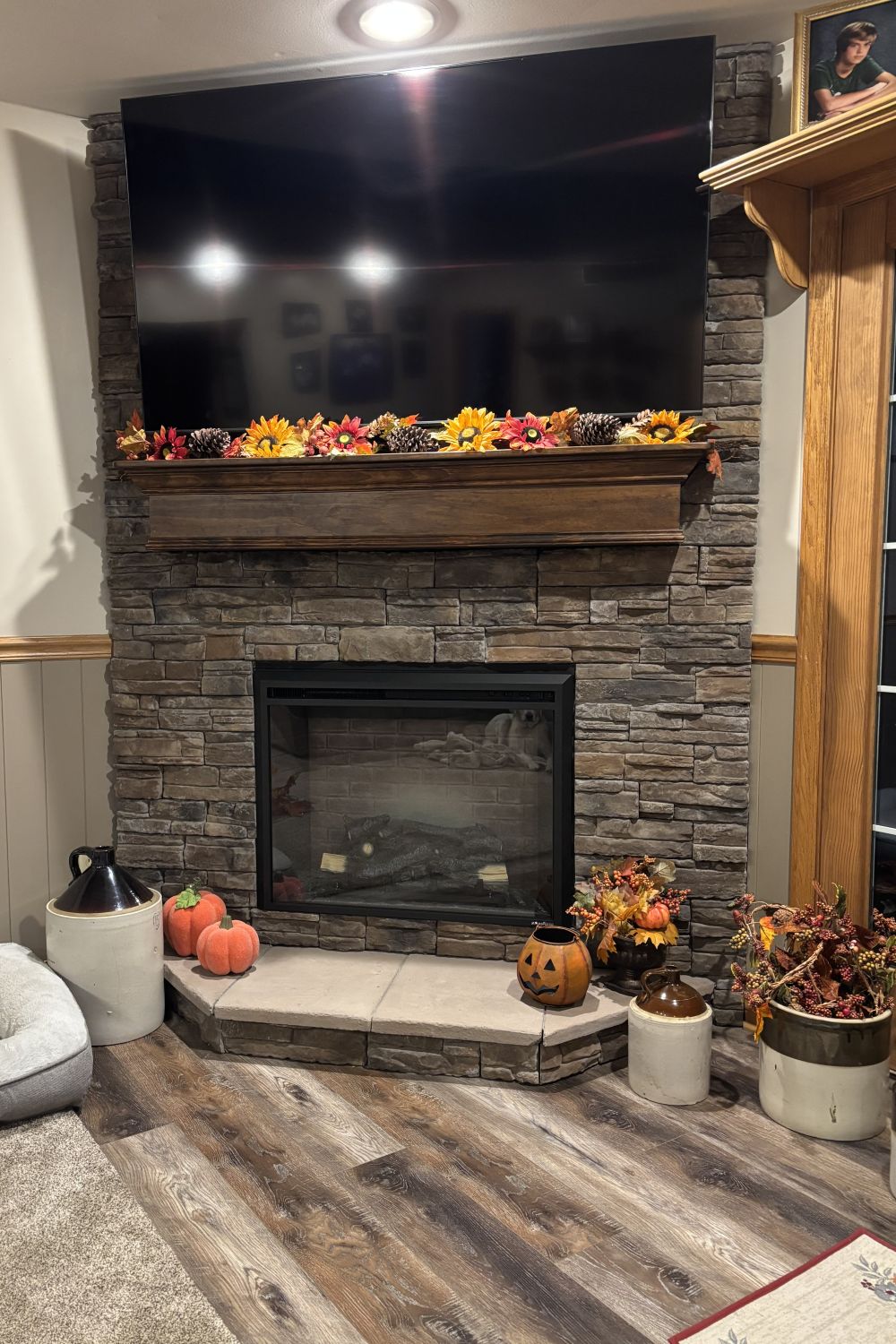 Black Bear Mountain Stone - Stone Veneer - Ready Stack Stone Panel Almond Buff