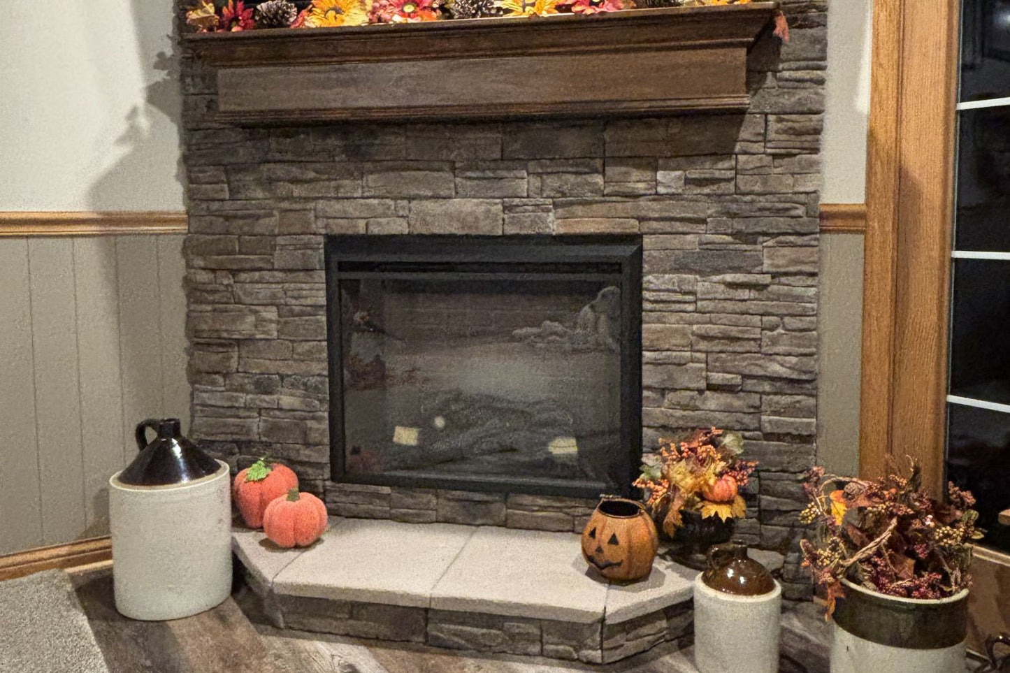 Black Bear Mountain Stone - Stone Veneer - Ready Stack Stone Panel Almond Buff