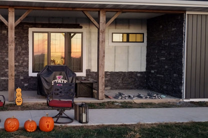 Black Bear Mountain Stone - Stone Veneer - Ready Stack Stone Panel Black Forest