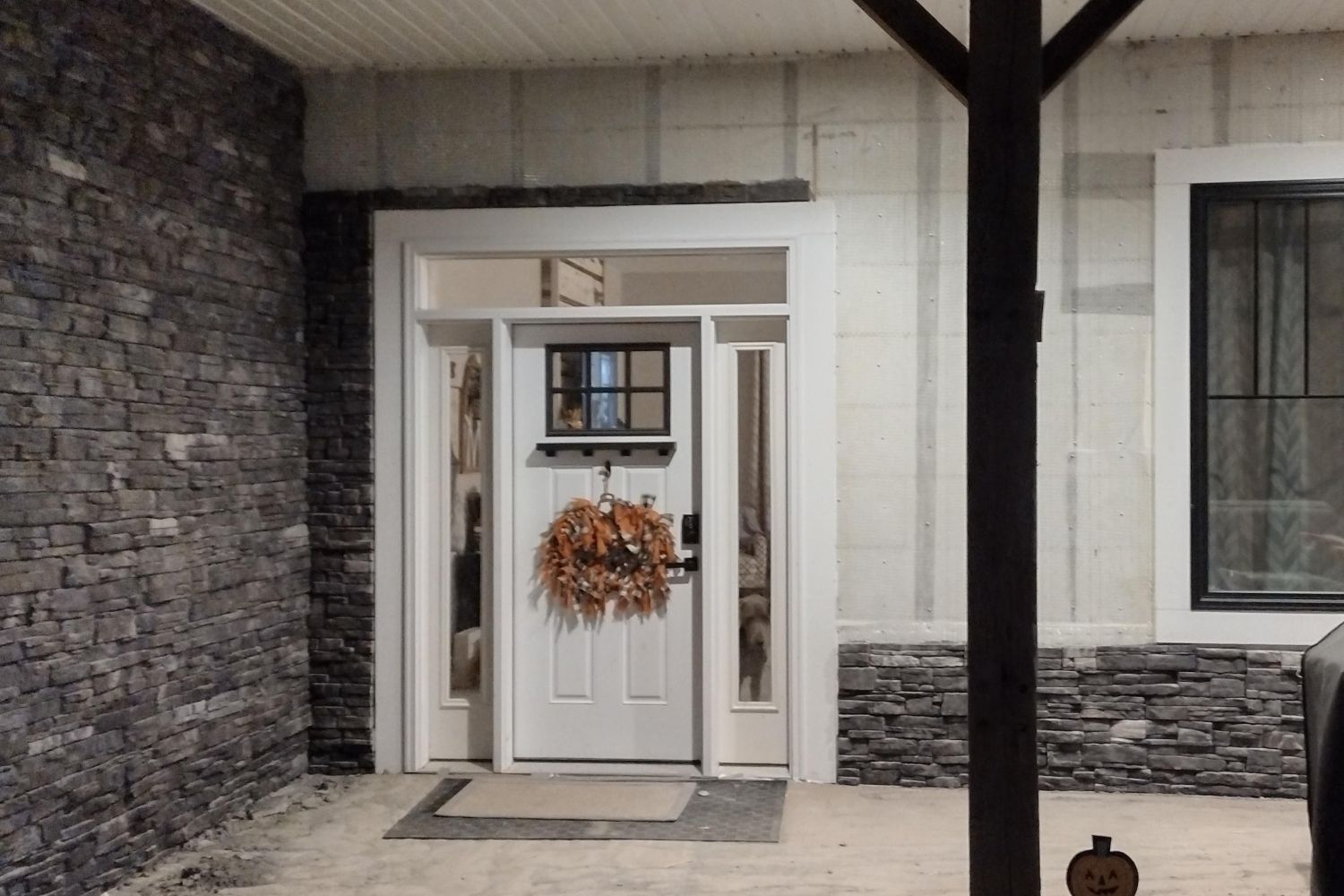 Black Bear Mountain Stone - Stone Veneer - Ready Stack Stone Panel Black Forest