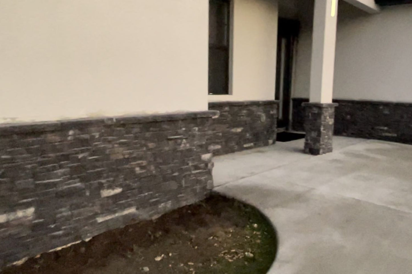 Black Bear Mountain Stone - Stone Veneer - Ready Stack Stone Panel Black Forest