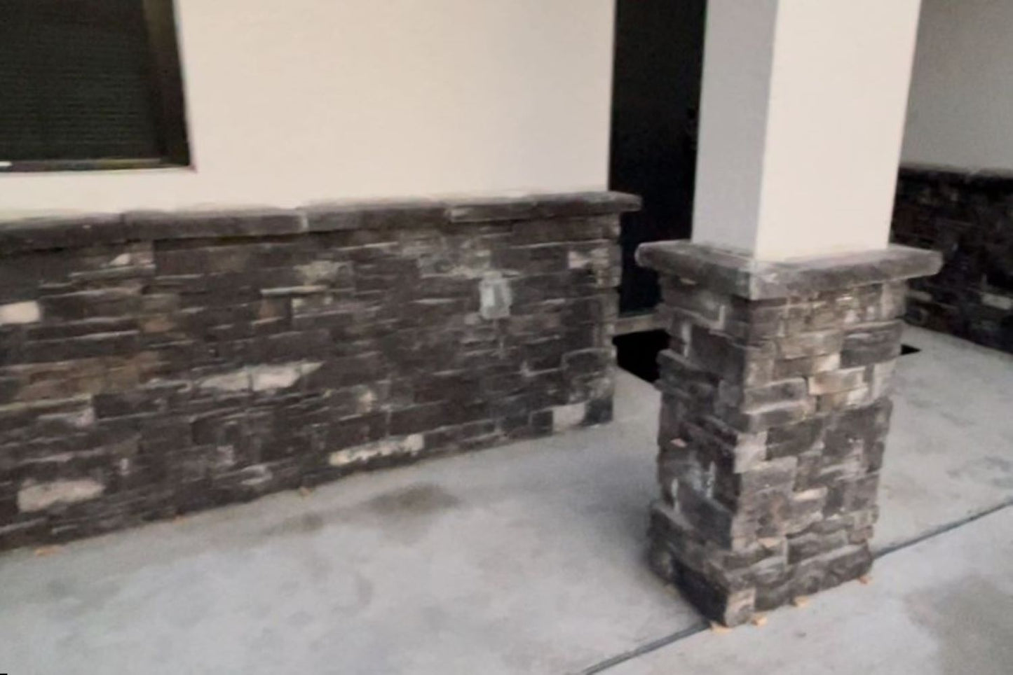Black Bear Mountain Stone - Stone Veneer - Ready Stack Stone Panel Black Forest