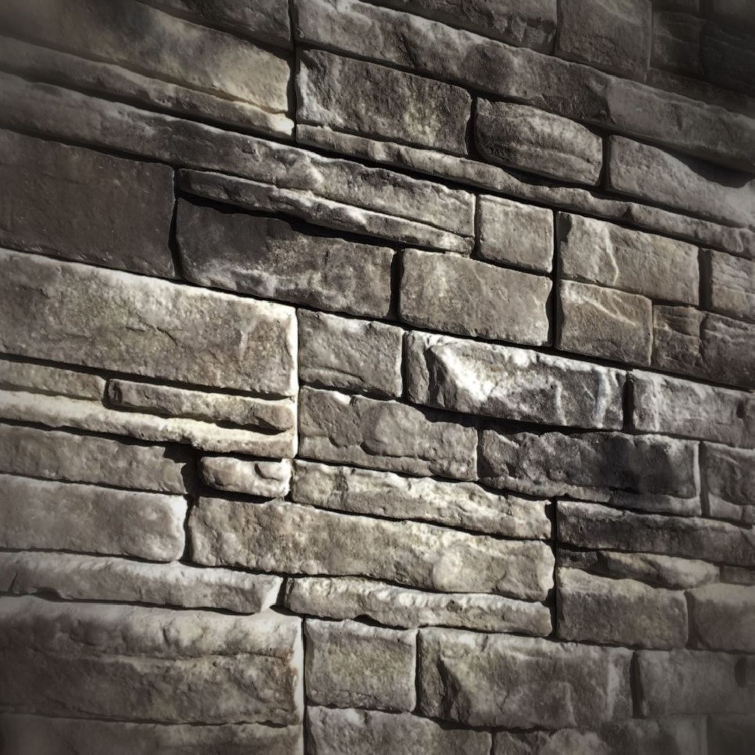 Black Bear Mountain Stone - Stone Veneer - Ready Stack Cool Gray - Sample