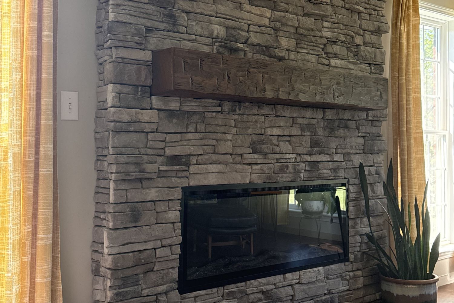 Black Bear Mountain Stone - Stone Veneer - Ready Stack Stone Panel Cool Gray