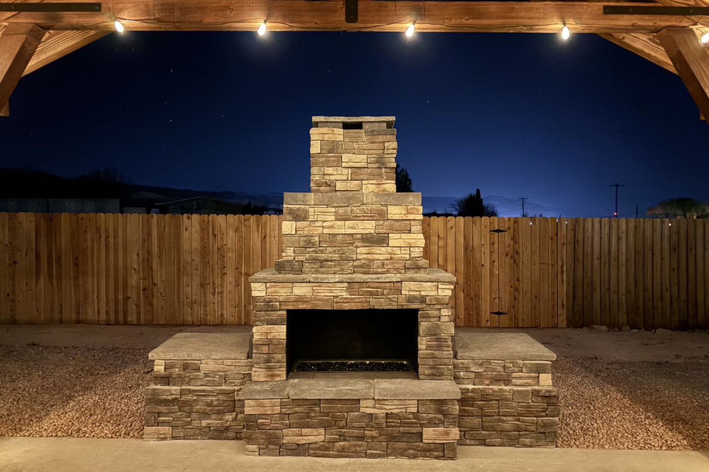 Black Bear Mountain Stone - Stone Veneer - Ready Stack Stone Panel Mossy Creek