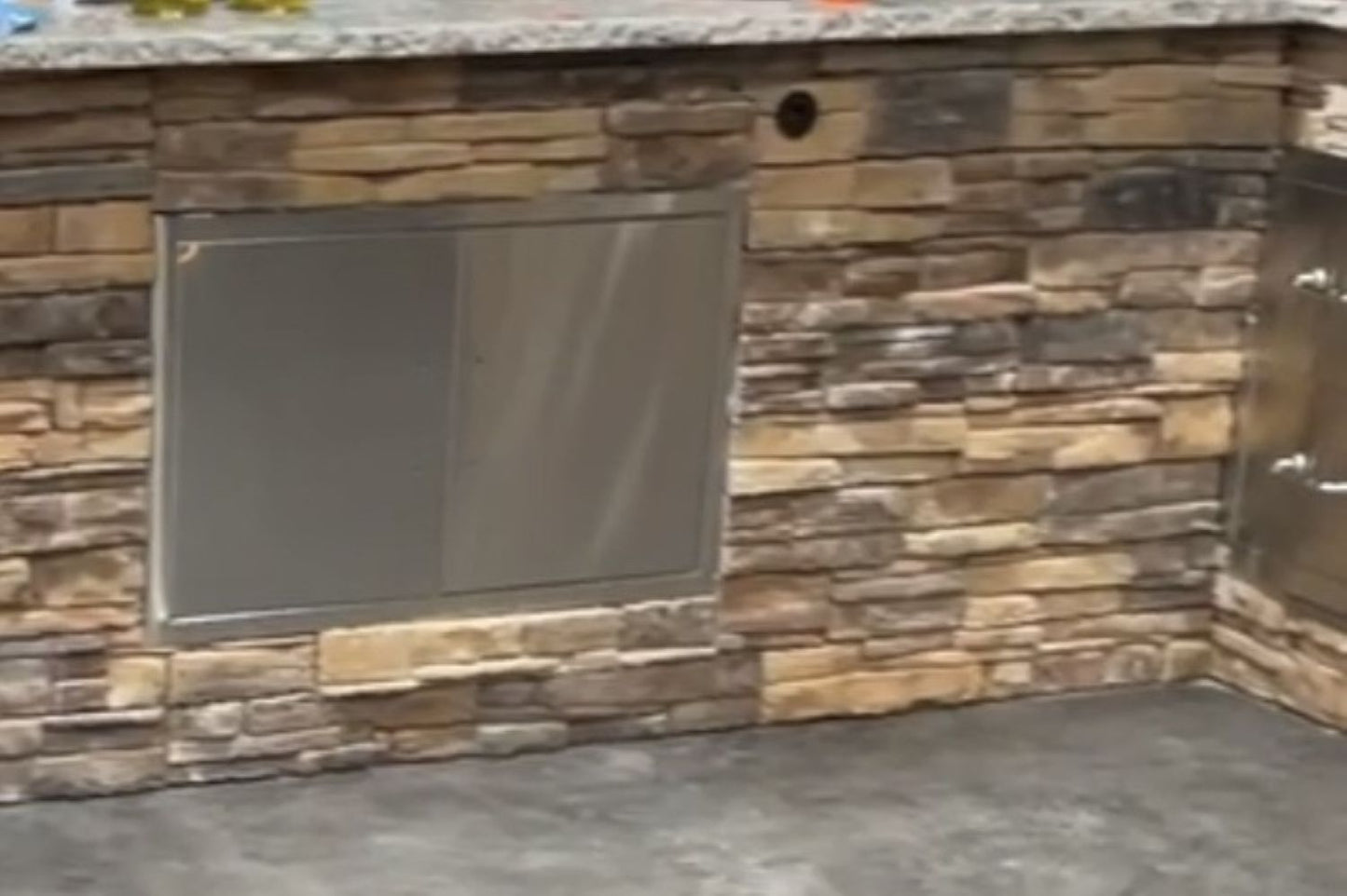 Black Bear Mountain Stone - Stone Veneer - Ready Stack Stone Panel Tacoma