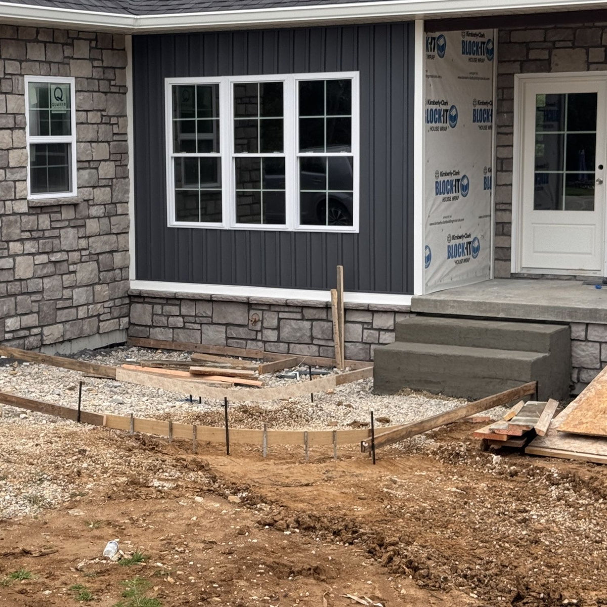 Black Bear Mountain Stone - Stone Veneer Accessories - Sill Smoke