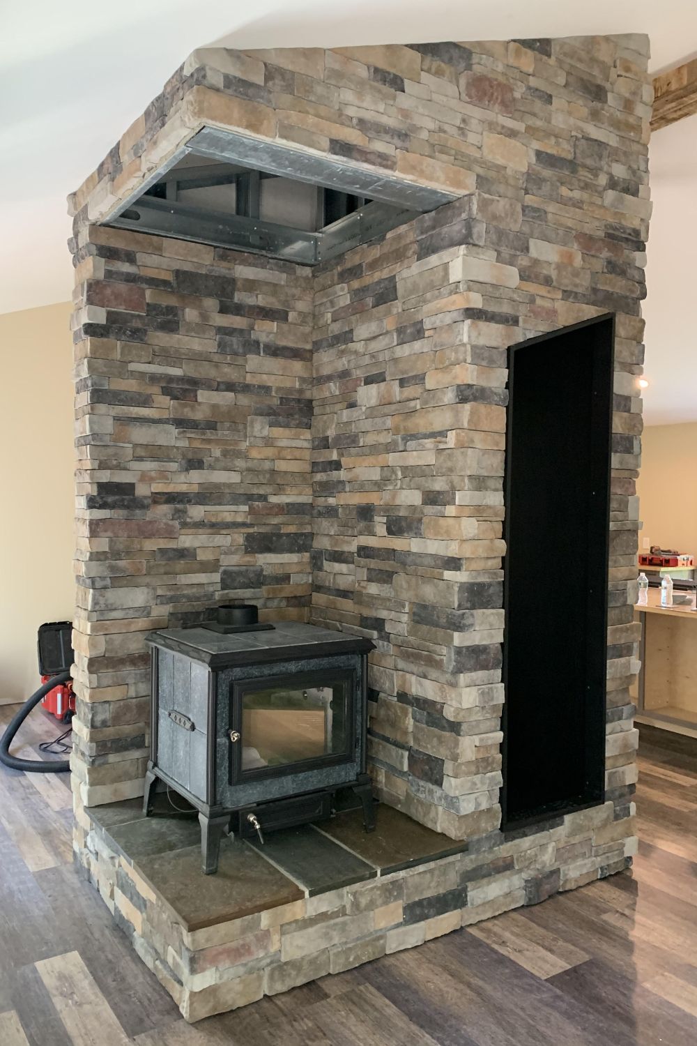 Black Bear Mountain Stone - Stone Veneer - Stack Stone Aspen