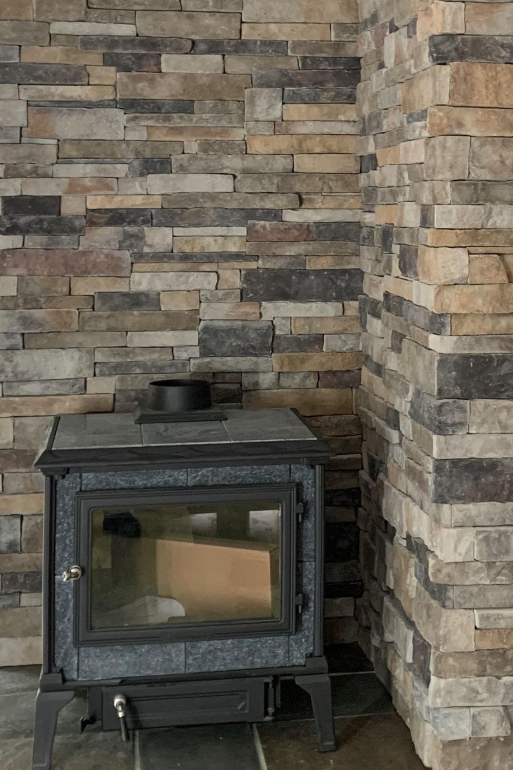 Black Bear Mountain Stone - Stone Veneer - Stack Stone Aspen