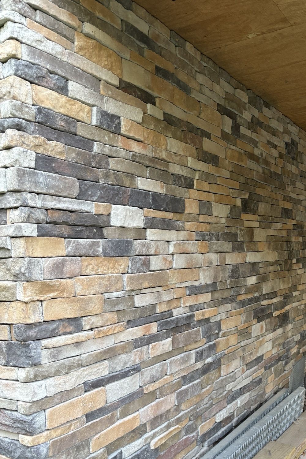 Black Bear Mountain Stone - Stone Veneer - Stack Stone Aspen