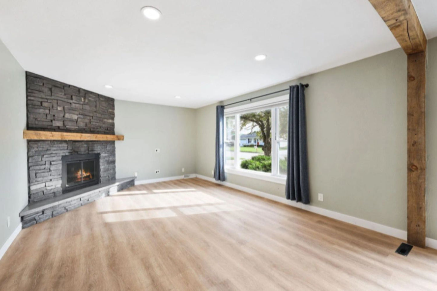 Black Bear Mountain Stone - Stone Veneer - Stack Stone Black Forest