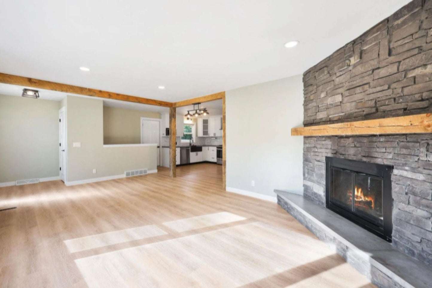 Black Bear Mountain Stone - Stone Veneer - Stack Stone Black Forest