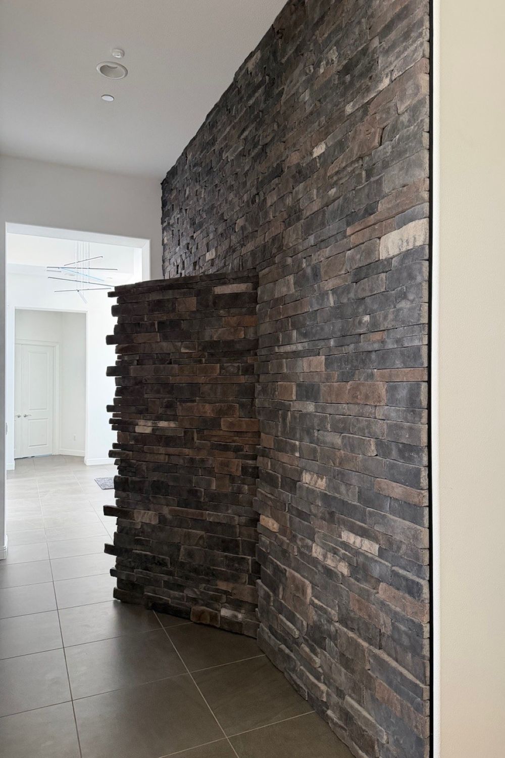 Black Bear Mountain Stone - Stone Veneer - Stack Stone Black Forest