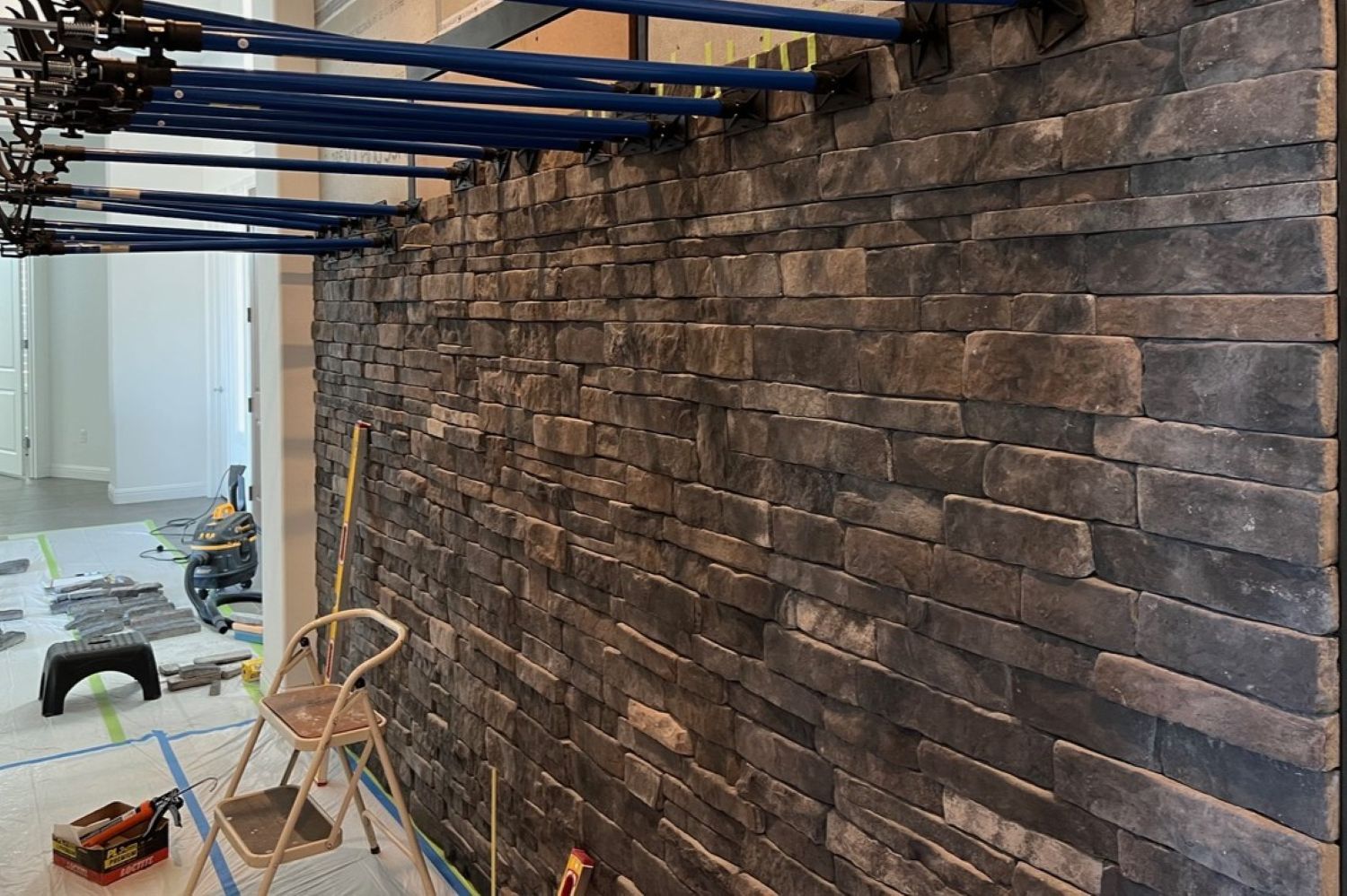 Black Bear Mountain Stone - Stone Veneer - Stack Stone Black Forest