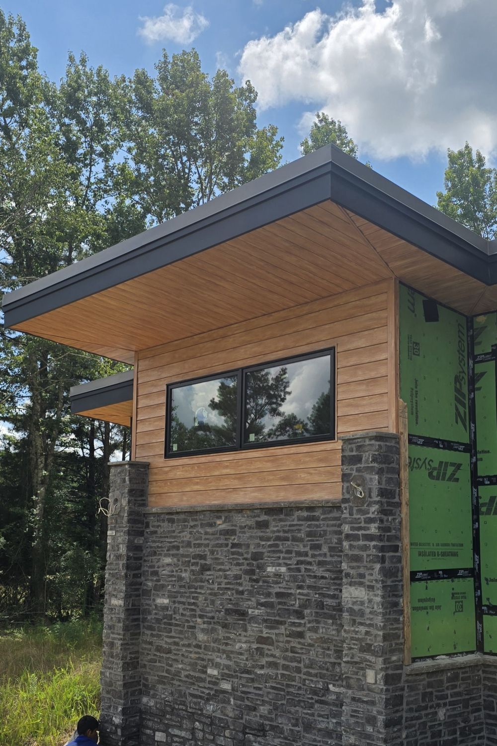 Black Bear Mountain Stone - Stone Veneer - Stack Stone Black Forest