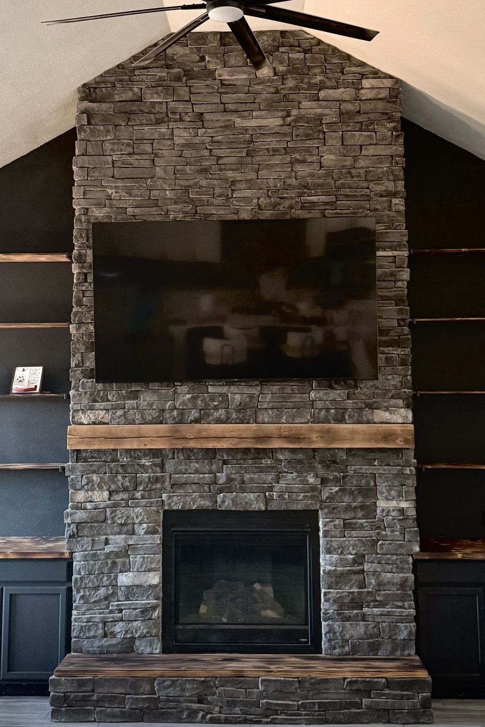 Black Bear Mountain Stone - Stone Veneer - Stack Stone Black Forest