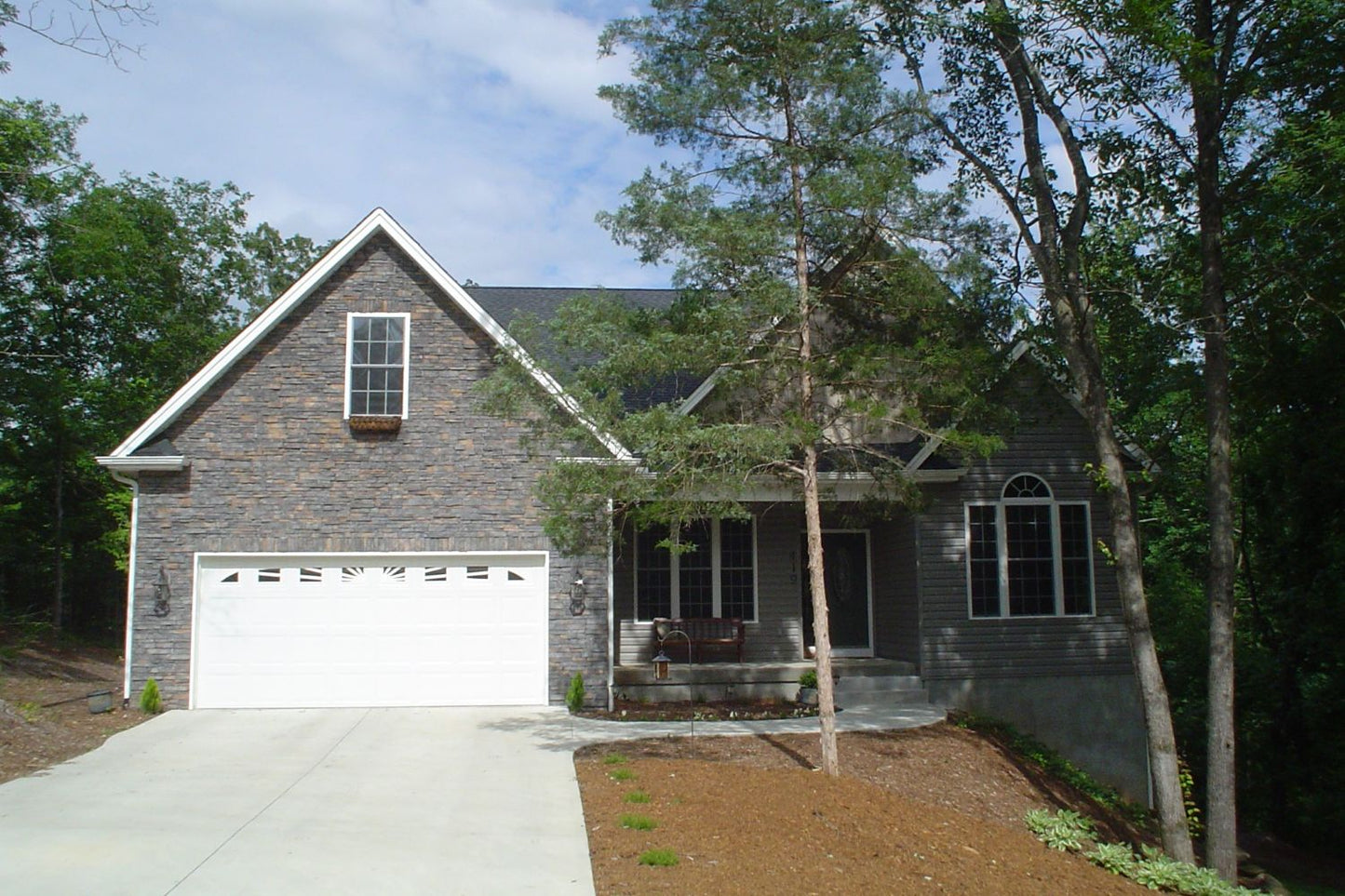 Black Bear Mountain Stone - Stone Veneer - Stack Stone Buck Mountain