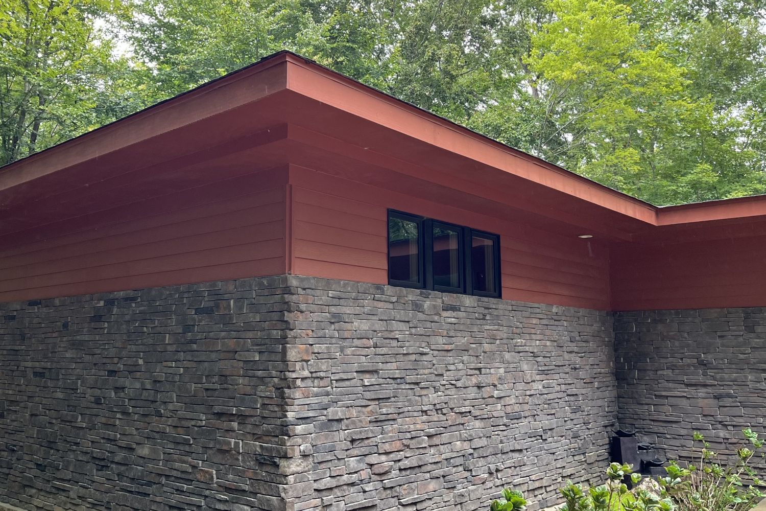 Black Bear Mountain Stone - Stone Veneer - Stack Stone Buck Mountain