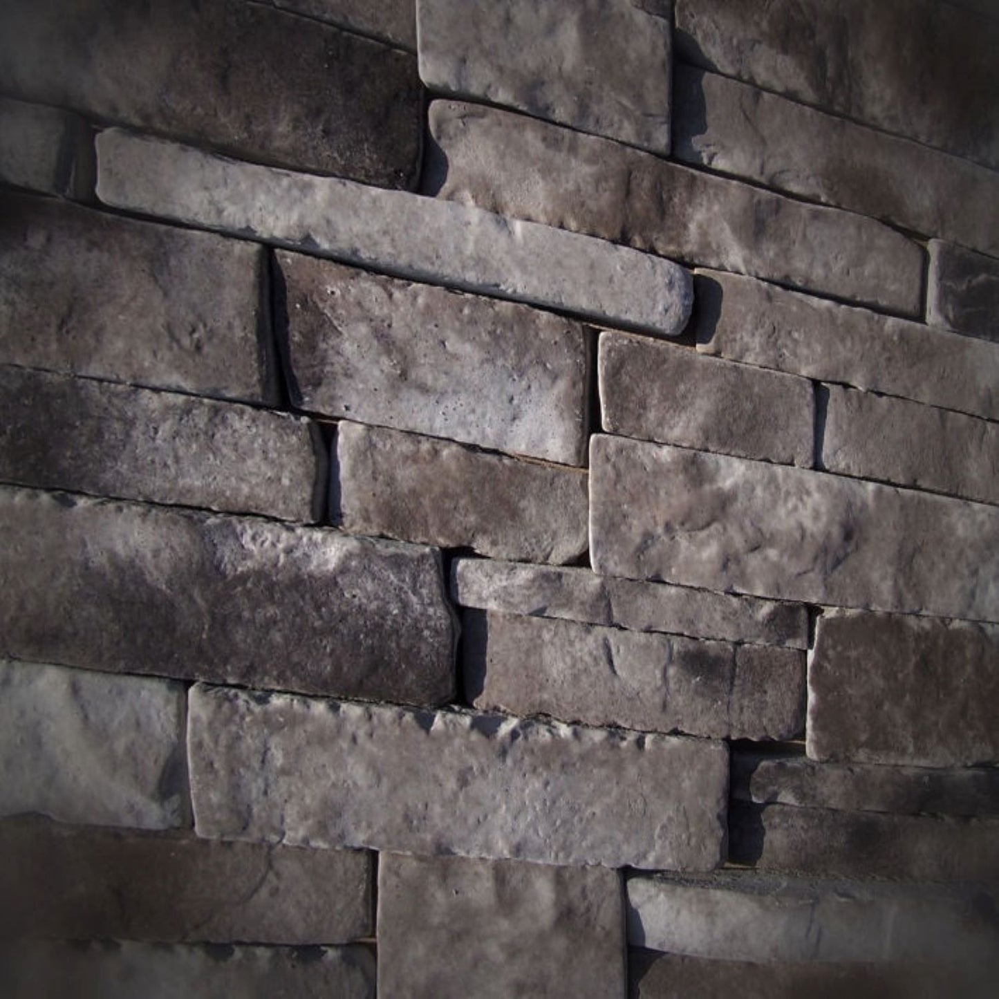 Black Bear Mountain Stone - Stone Veneer - Stack Stone Cool Gray - Sample