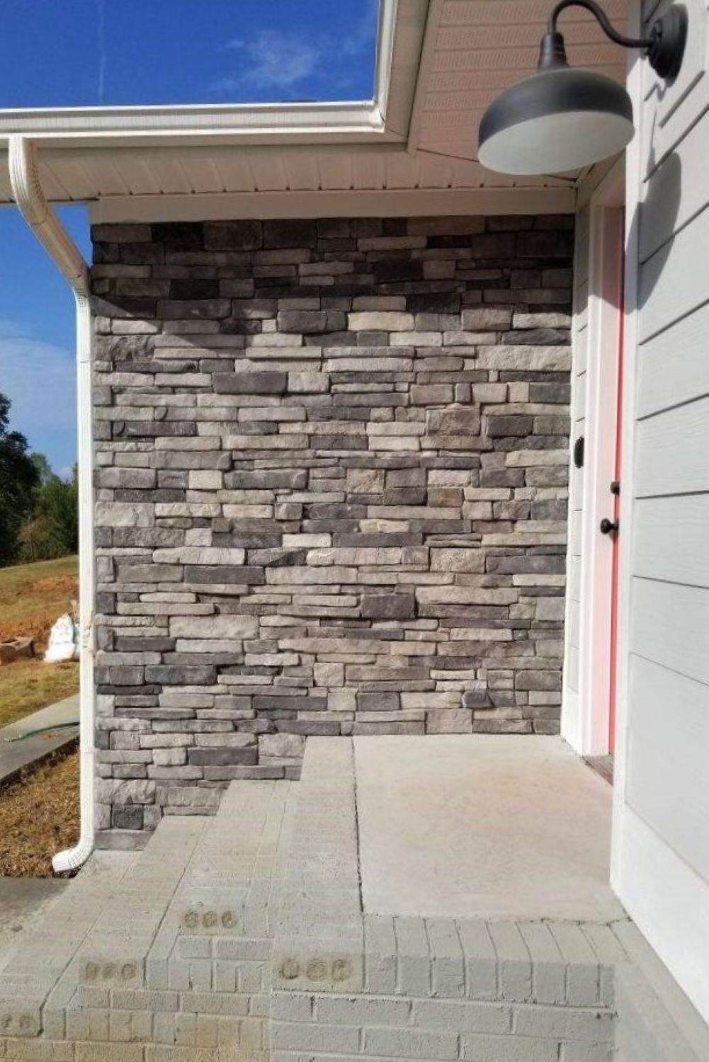 Black Bear Mountain Stone - Stone Veneer - Stack Stone Glacier