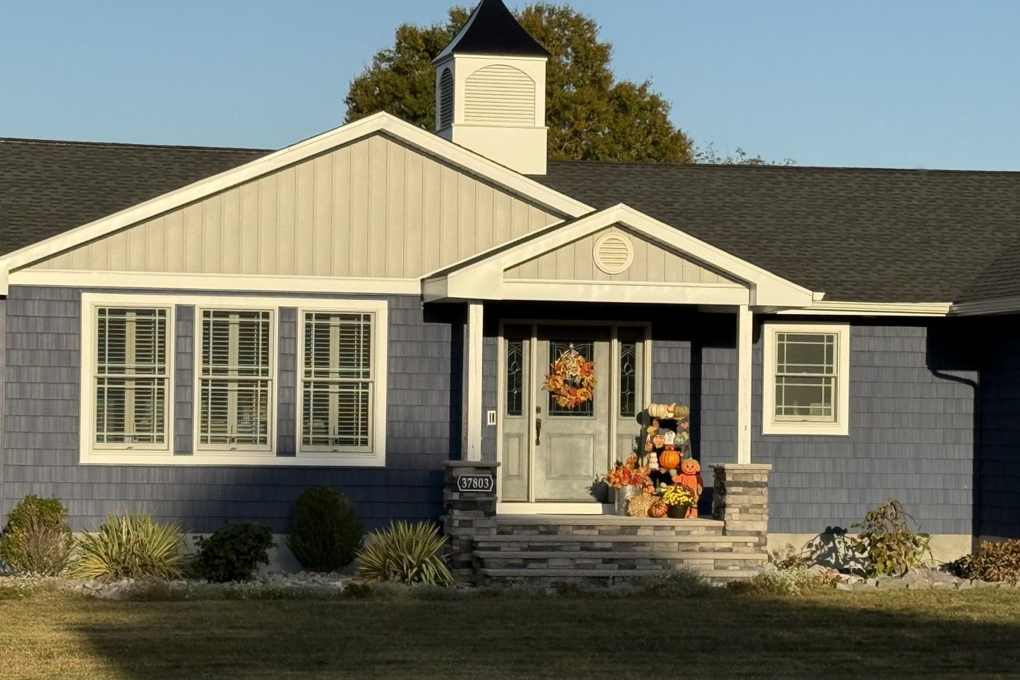 Black Bear Mountain Stone - Stone Veneer - Stack Stone Glacier