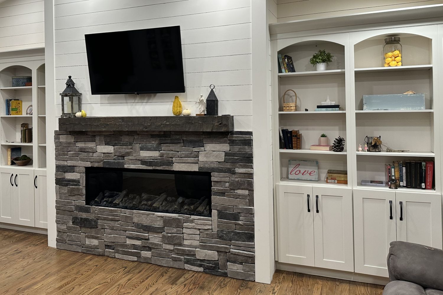 Black Bear Mountain Stone - Stone Veneer - Stack Stone Glacier