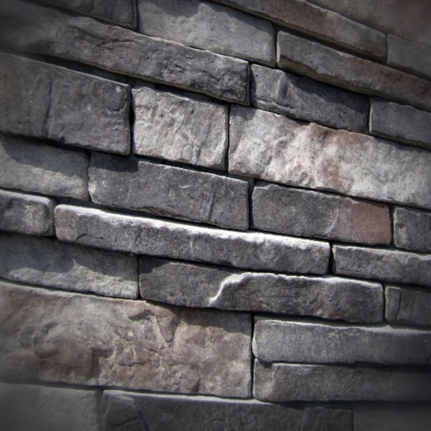 Black Bear Mountain Stone - Stone Veneer - Stack Stone Midnight - Sample