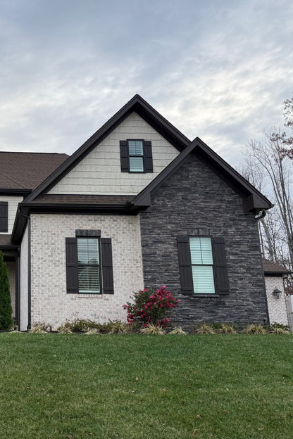 Black Bear Mountain Stone - Stone Veneer - Stack Stone Midnight