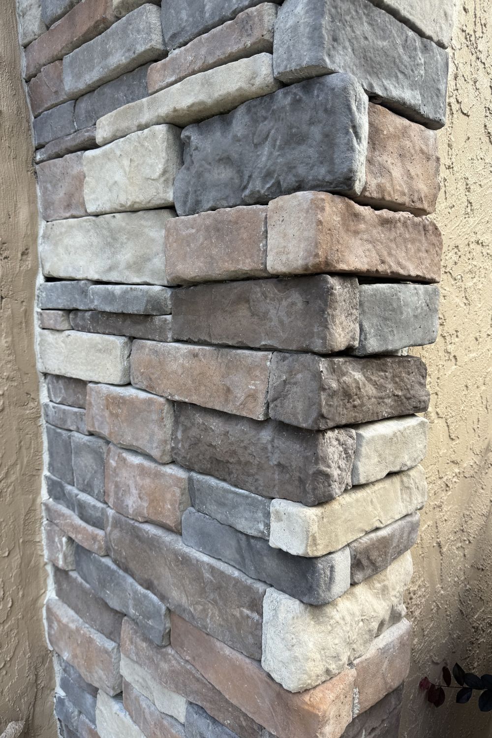 Black Bear Mountain Stone - Stone Veneer - Stack Stone Ozark