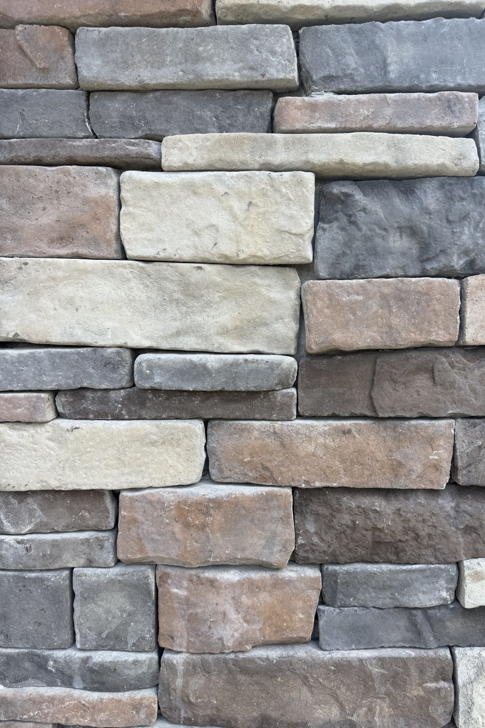 Black Bear Mountain Stone - Stone Veneer - Stack Stone Ozark