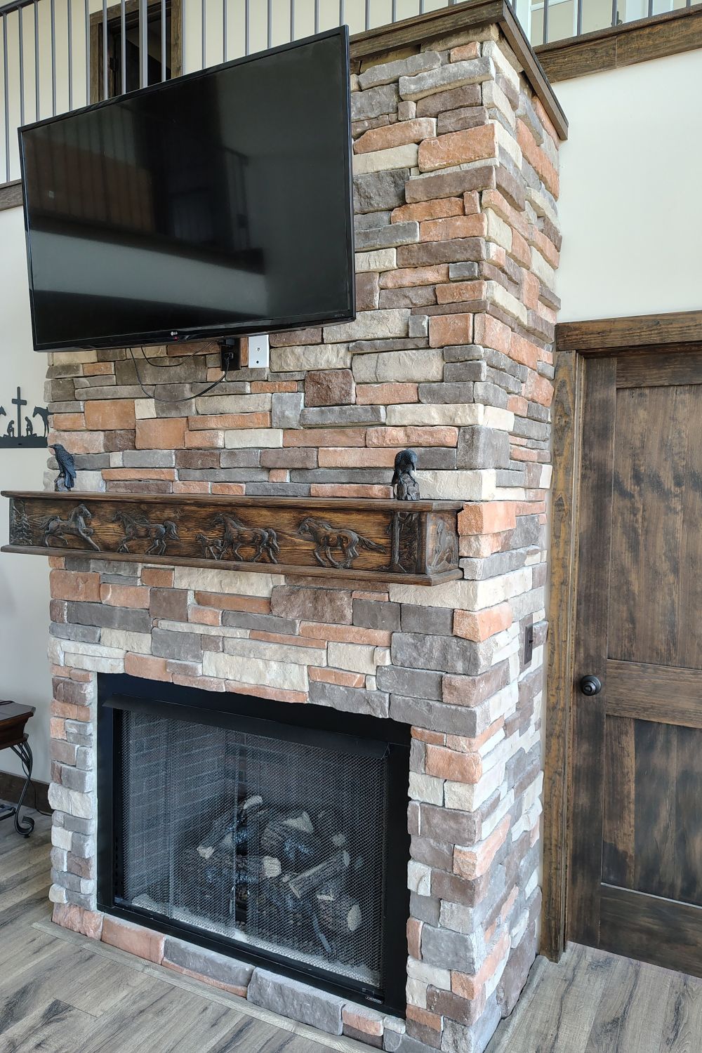Black Bear Mountain Stone - Stone Veneer - Stack Stone Ozark
