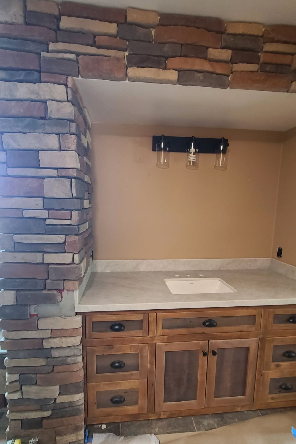 Black Bear Mountain Stone - Stone Veneer - Stack Stone Ozark