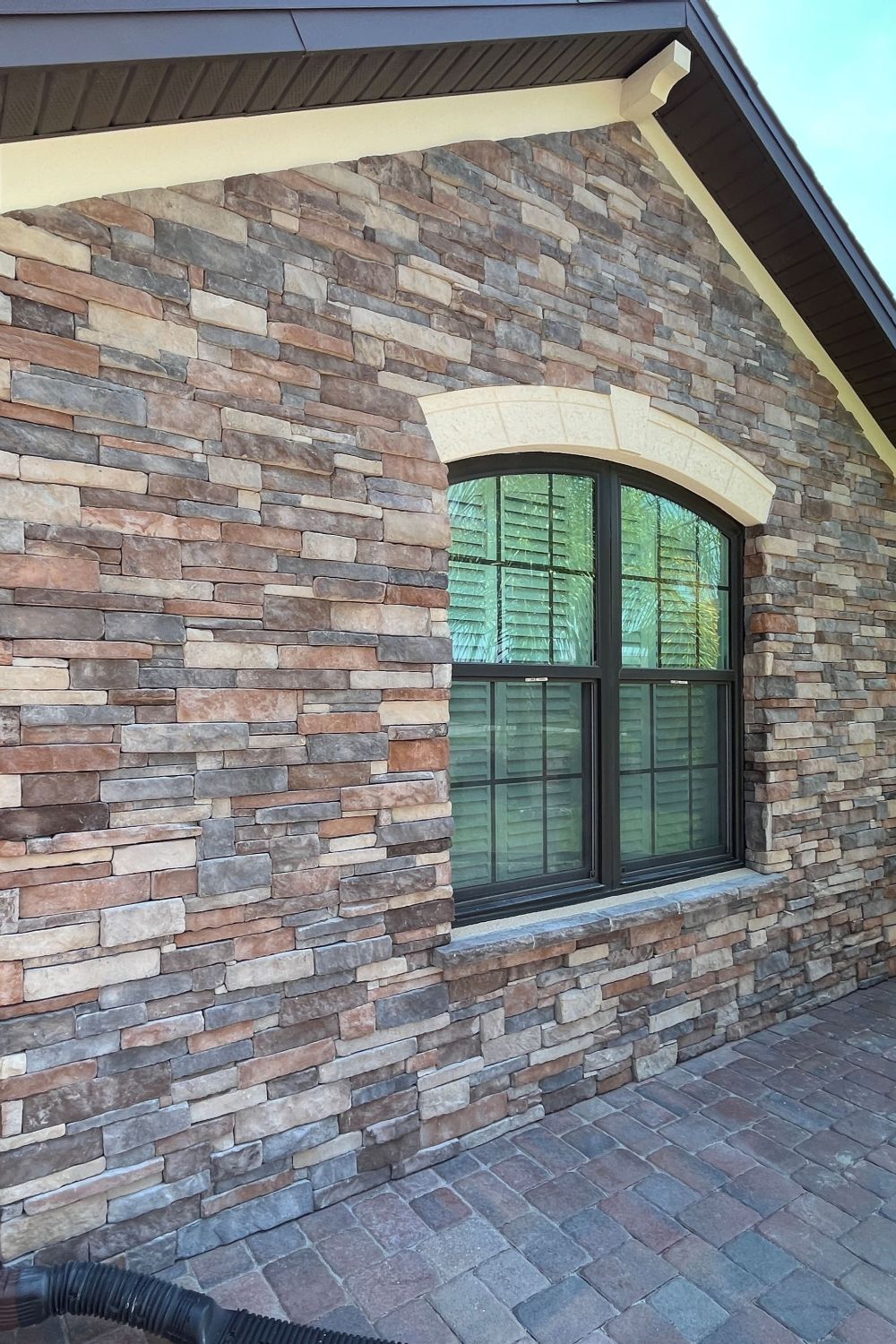 Black Bear Mountain Stone - Stone Veneer - Stack Stone Ozark