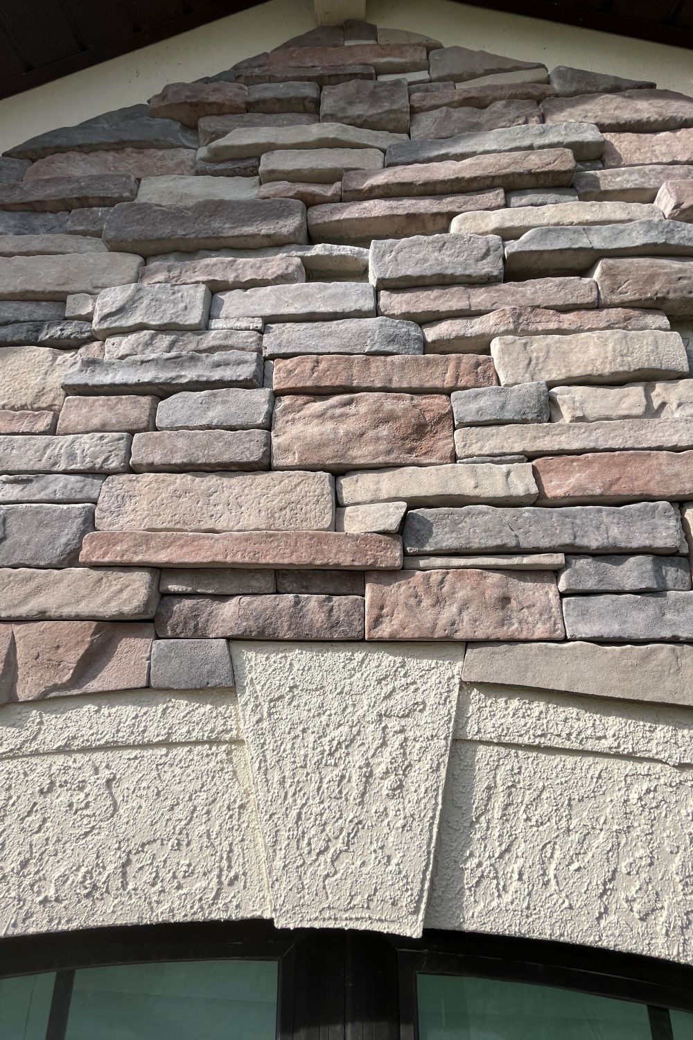 Black Bear Mountain Stone - Stone Veneer - Stack Stone Ozark