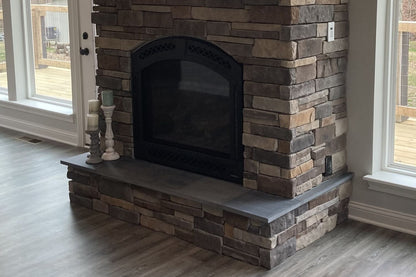 Black Bear Mountain Stone - Stone Veneer - Stack Stone Rustic