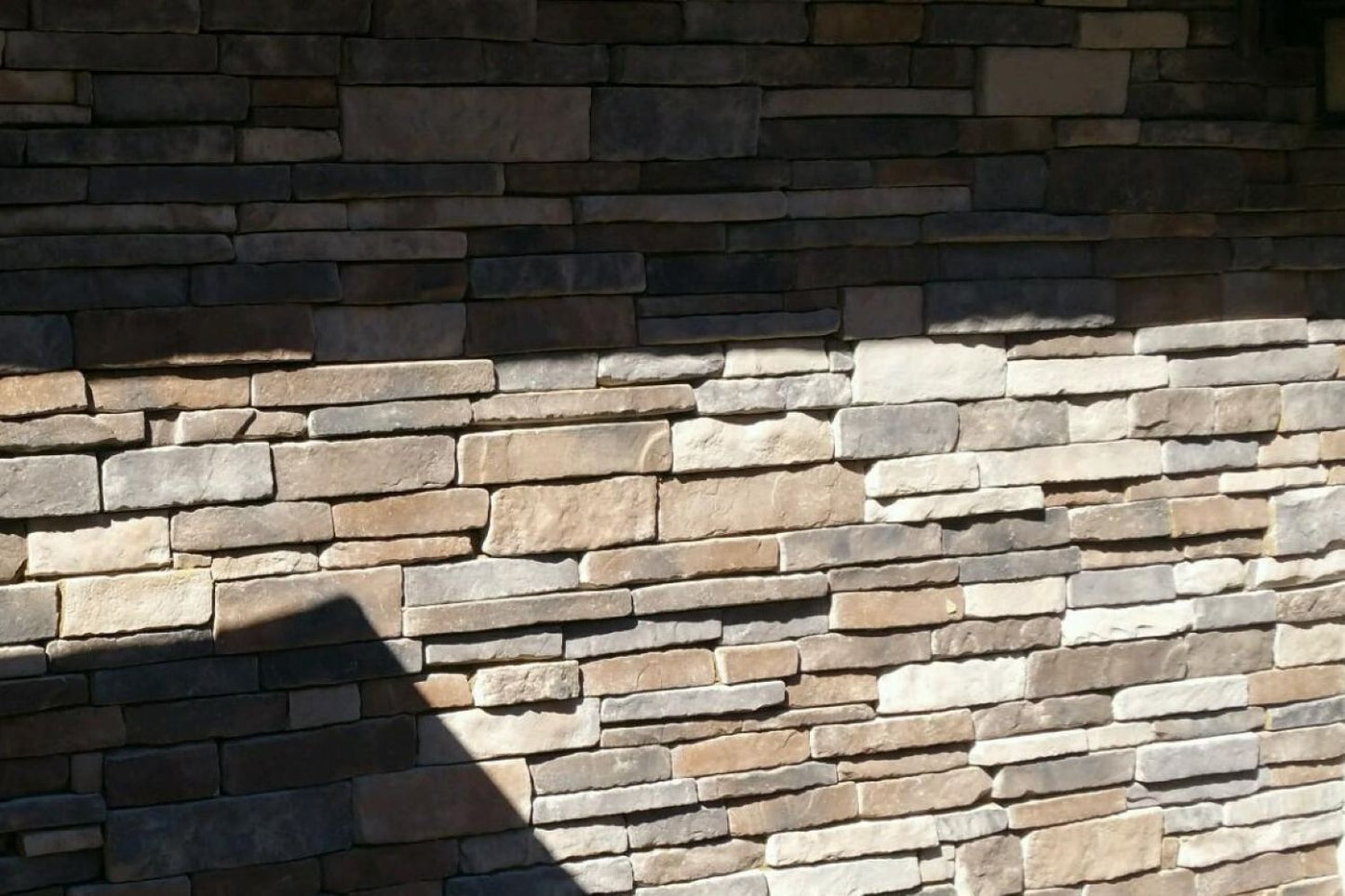 Black Bear Mountain Stone - Stone Veneer - Stack Stone Rustic